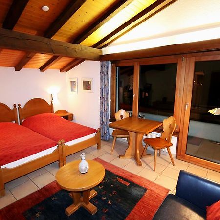Sarazena Lägenhet Saas Fee Rum bild